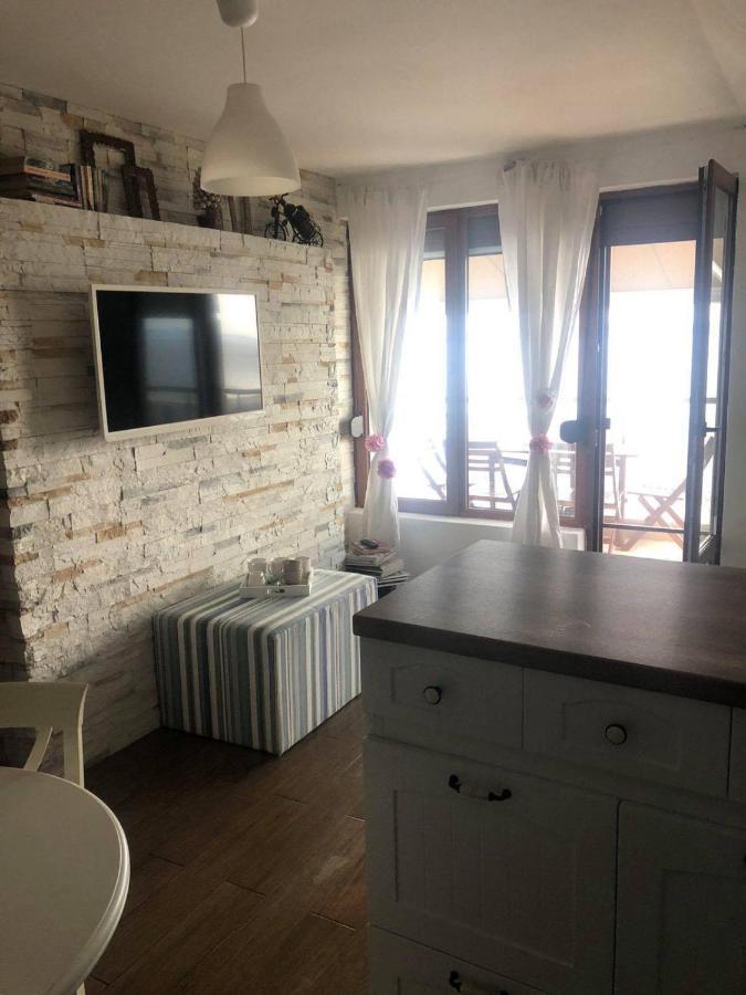 Apartment Nadejda Pomorie Ngoại thất bức ảnh